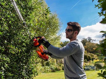 Hedge Trimmers Hedge Trimmers