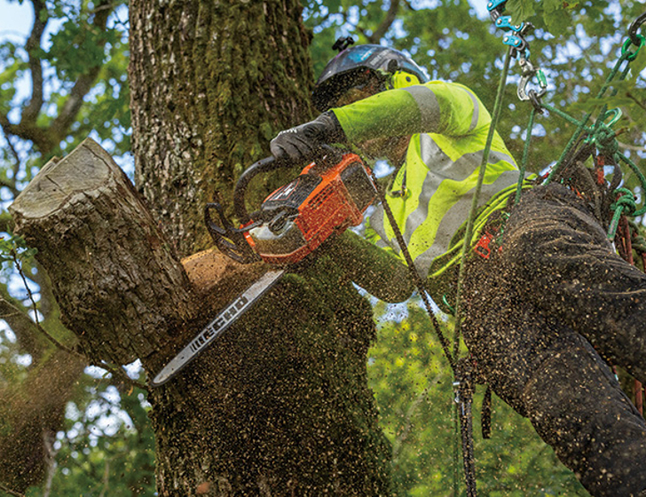 Advanced Safety and Maintenance Features Advanced Safety and Maintenance Features